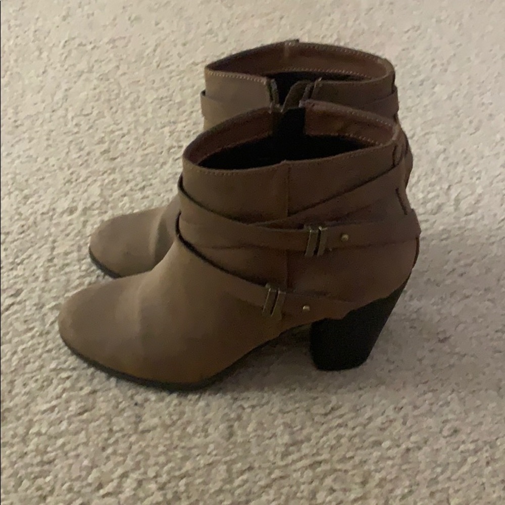 🔮Brown booties